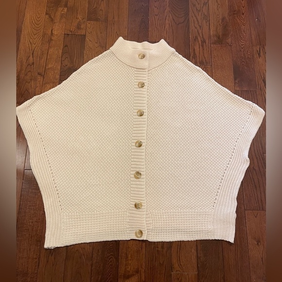 Old Navy Maternity Knit Button Up Poncho Large - Picture 1 of 7